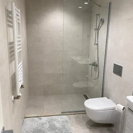 Apartment Voyager 360, Free Private Parking Belgrad