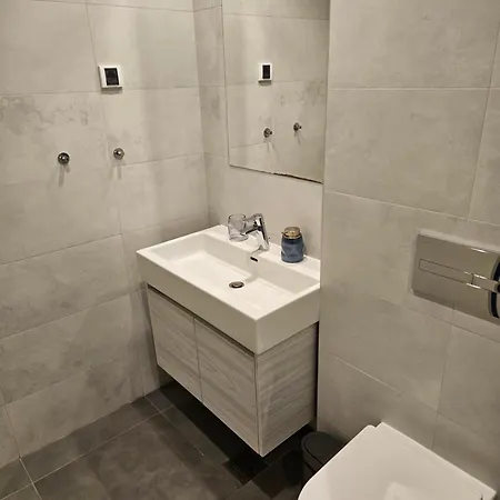 Apartment Voyager 360, Free Private Parking Belgrad